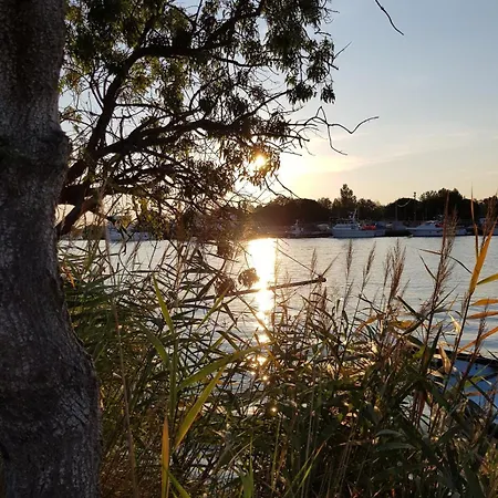 Les Terrasses De La Piscine Agde